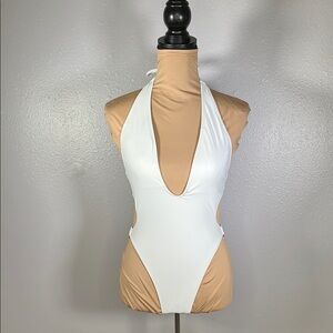 White plunge side cut out o- ring detail sexy glam Y2K one piece swimsuit sz S
